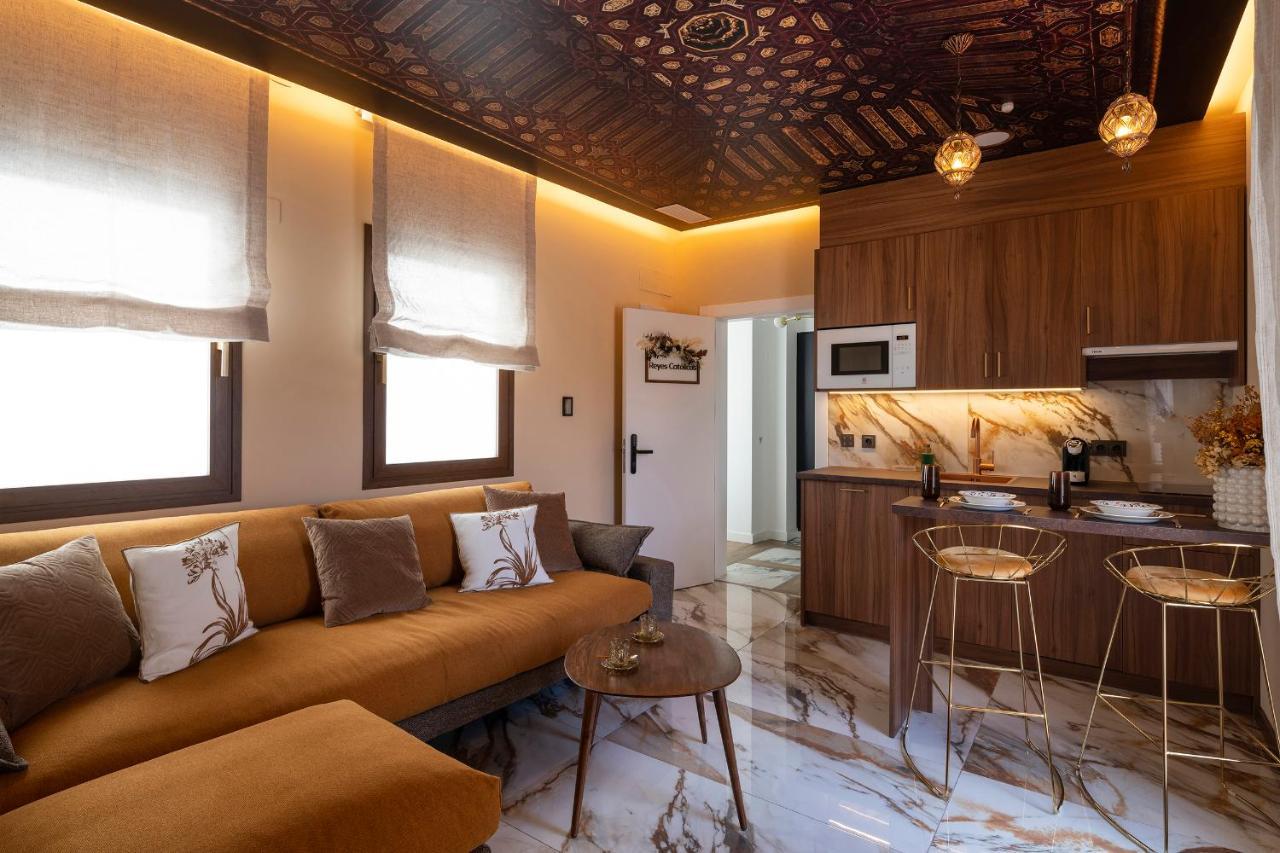 Palatina Concept Suites Granada Bagian luar foto